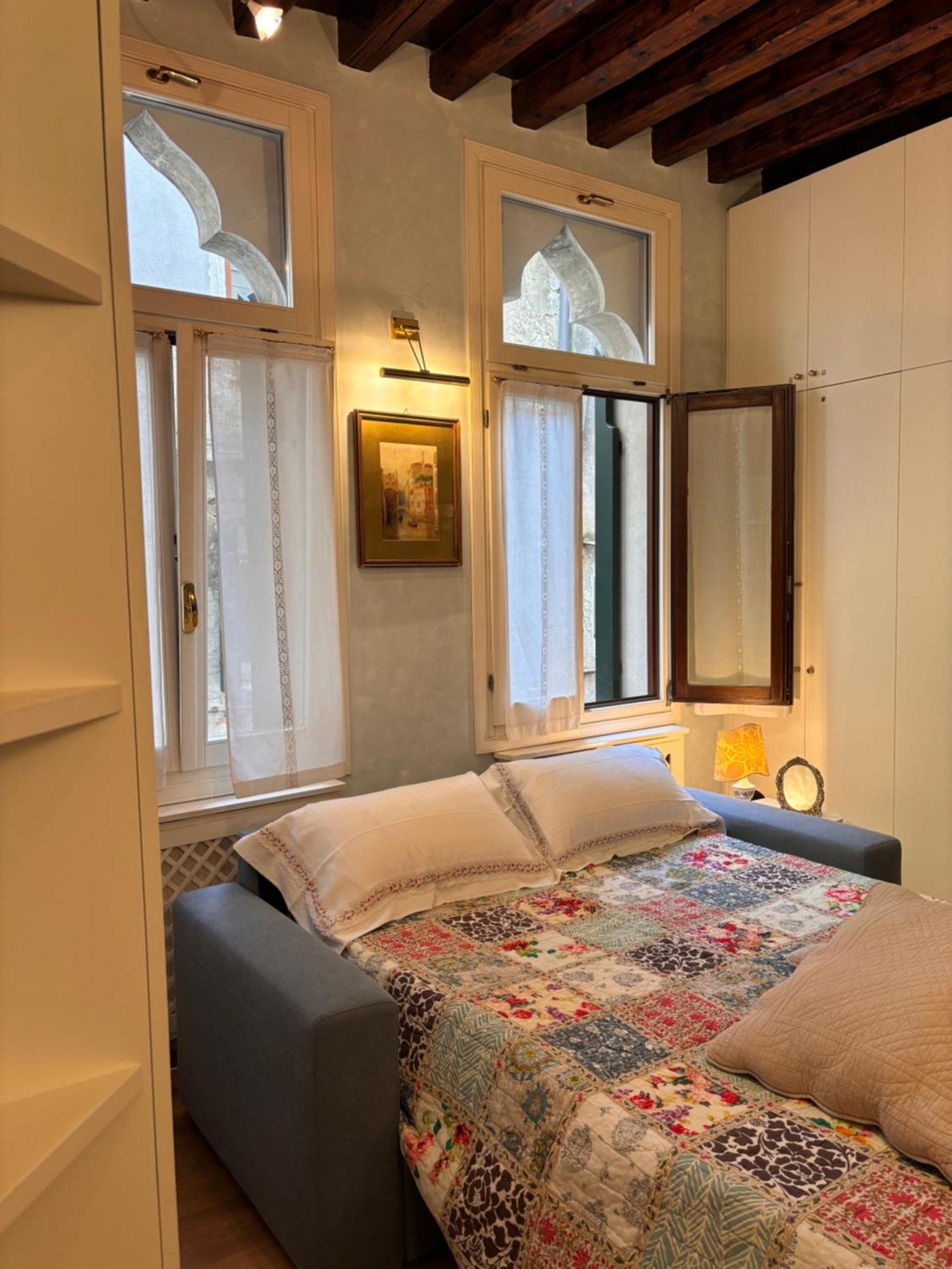 Albrizzi Charme Apartment Венеция Екстериор снимка
