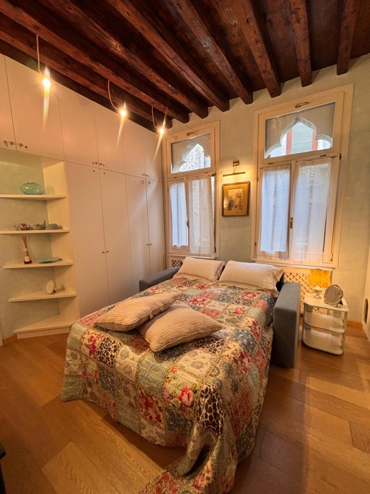 Albrizzi Charme Apartment Венеция Екстериор снимка